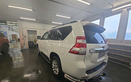 Toyota Land Cruiser Prado 150 рестайлинг 2, 2015 год, 3 540 000 рублей, 4 фотография