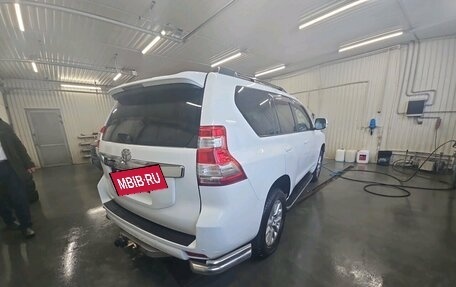 Toyota Land Cruiser Prado 150 рестайлинг 2, 2015 год, 3 540 000 рублей, 2 фотография