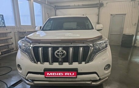 Toyota Land Cruiser Prado 150 рестайлинг 2, 2015 год, 3 540 000 рублей, 5 фотография