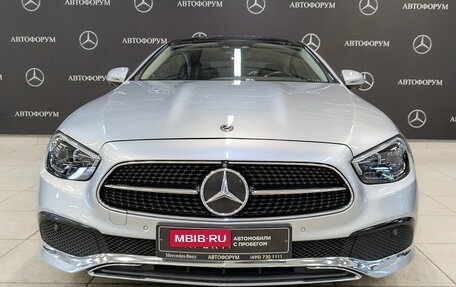 Mercedes-Benz E-Класс, 2020 год, 5 000 000 рублей, 2 фотография