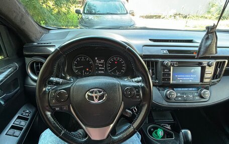 Toyota RAV4, 2015 год, 1 630 000 рублей, 9 фотография
