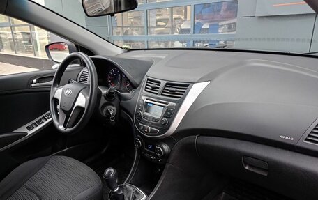 Hyundai Solaris II рестайлинг, 2016 год, 998 000 рублей, 6 фотография