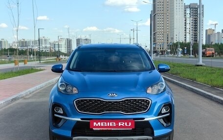KIA Sportage IV рестайлинг, 2019 год, 2 100 000 рублей, 4 фотография