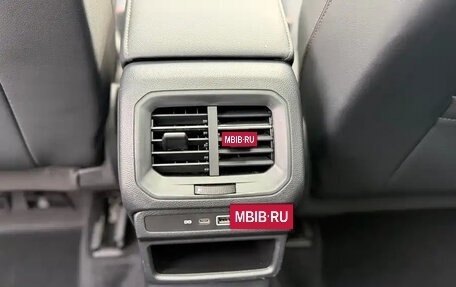 Volkswagen Tharu, 2023 год, 1 728 000 рублей, 11 фотография