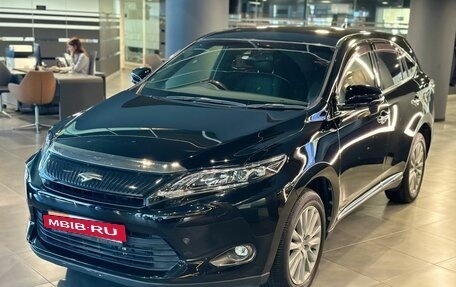 Toyota Harrier, 2017 год, 1 975 000 рублей, 4 фотография