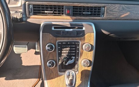 Volvo XC70 II рестайлинг, 2013 год, 1 750 000 рублей, 11 фотография