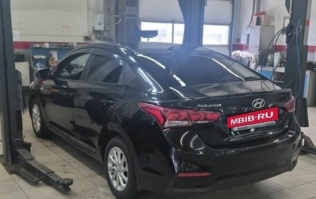 Hyundai Solaris II рестайлинг, 2017 год, 1 190 000 рублей, 3 фотография