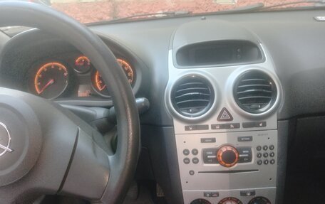 Opel Corsa D, 2013 год, 650 000 рублей, 3 фотография