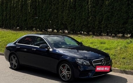 Mercedes-Benz E-Класс, 2017 год, 3 300 000 рублей, 4 фотография