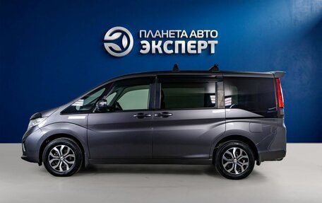 Honda Stepwgn IV, 2016 год, 1 850 000 рублей, 7 фотография