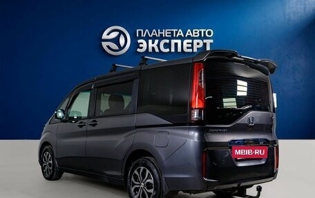 Honda Stepwgn IV, 2016 год, 1 850 000 рублей, 6 фотография