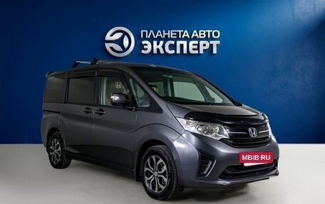 Honda Stepwgn IV, 2016 год, 1 850 000 рублей, 3 фотография