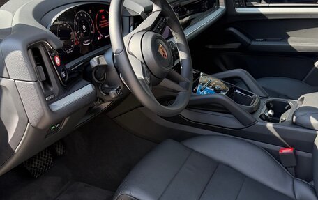 Porsche Cayenne III, 2025 год, 14 900 000 рублей, 14 фотография