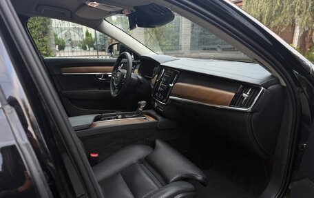 Volvo S90 II рестайлинг, 2018 год, 2 490 000 рублей, 7 фотография