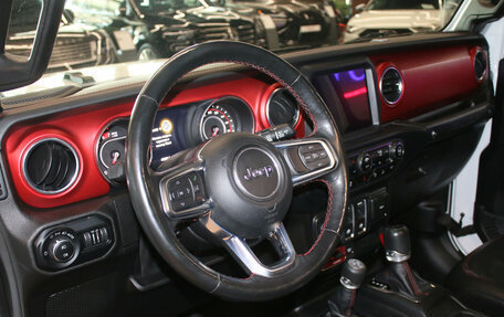 Jeep Wrangler, 2019 год, 4 380 000 рублей, 7 фотография