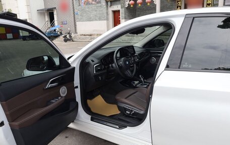 BMW 1 серия, 2022 год, 2 200 000 рублей, 12 фотография