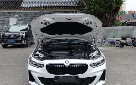 BMW 1 серия, 2022 год, 2 200 000 рублей, 21 фотография