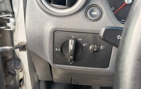 Ford Fiesta, 2006 год, 330 000 рублей, 5 фотография