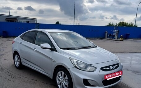Hyundai Solaris II рестайлинг, 2011 год, 599 000 рублей, 5 фотография