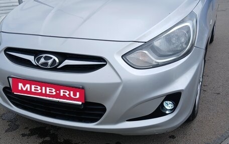 Hyundai Solaris II рестайлинг, 2011 год, 599 000 рублей, 21 фотография