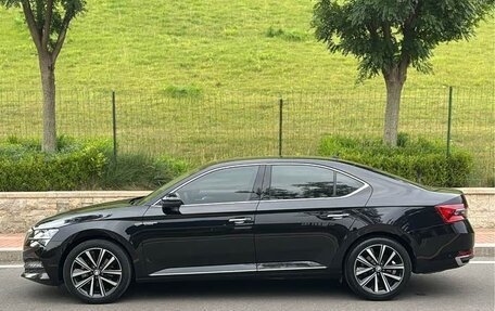 Skoda Superb III рестайлинг, 2023 год, 2 480 000 рублей, 7 фотография