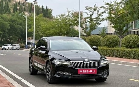 Skoda Superb III рестайлинг, 2023 год, 2 480 000 рублей, 3 фотография