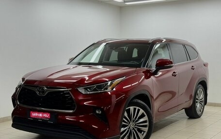 Toyota Highlander, 2021 год, 4 999 000 рублей, 1 фотография