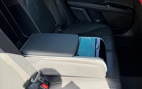 Toyota Camry, 2018 год, 2 550 000 рублей, 10 фотография