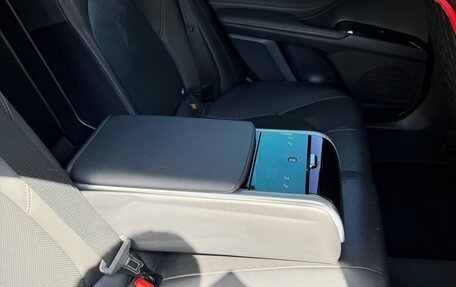 Toyota Camry, 2018 год, 2 550 000 рублей, 9 фотография