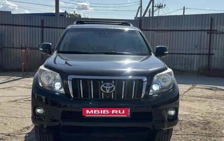 Toyota Land Cruiser Prado 150 рестайлинг 2, 2011 год, 2 850 000 рублей, 3 фотография