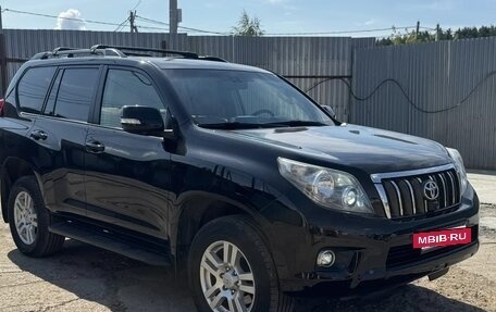 Toyota Land Cruiser Prado 150 рестайлинг 2, 2011 год, 2 850 000 рублей, 2 фотография