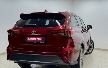 Toyota Highlander, 2021 год, 4 999 000 рублей, 6 фотография