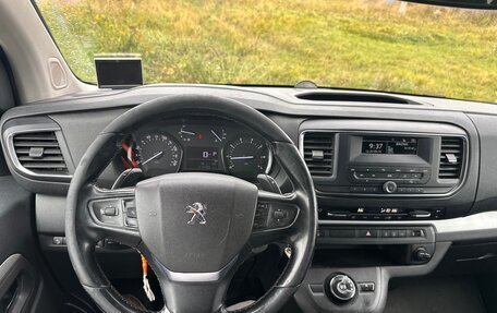 Peugeot Traveller I, 2019 год, 2 300 000 рублей, 2 фотография