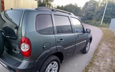 Chevrolet Niva I рестайлинг, 2012 год, 630 000 рублей, 17 фотография