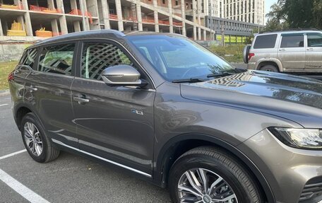 Geely Atlas, 2023 год, 2 100 000 рублей, 10 фотография