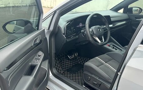 Volkswagen Golf VIII, 2023 год, 2 150 000 рублей, 13 фотография
