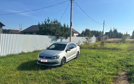 Volkswagen Polo VI (EU Market), 2012 год, 700 000 рублей, 2 фотография