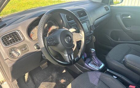 Volkswagen Polo VI (EU Market), 2012 год, 700 000 рублей, 4 фотография