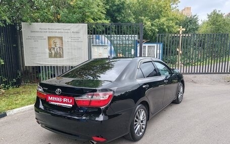 Toyota Camry, 2017 год, 1 870 000 рублей, 2 фотография