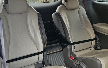 KIA Carnival, 2023 год, 4 520 000 рублей, 13 фотография