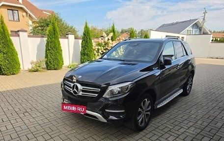 Mercedes-Benz GLE, 2016 год, 3 100 000 рублей, 3 фотография