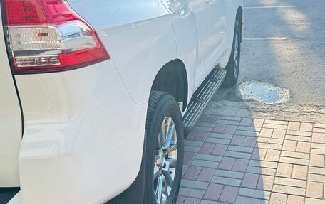 Toyota Land Cruiser Prado 150 рестайлинг 2, 2014 год, 3 750 000 рублей, 8 фотография