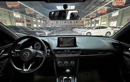 Mazda CX-4, 2021 год, 2 010 000 рублей, 10 фотография