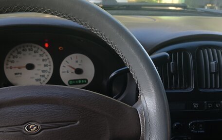 Chrysler Voyager IV, 2002 год, 550 000 рублей, 5 фотография