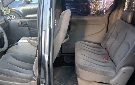 Chrysler Voyager IV, 2002 год, 550 000 рублей, 6 фотография