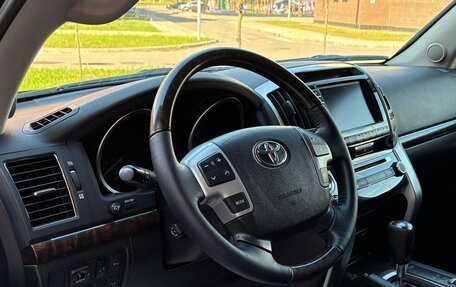 Toyota Land Cruiser 200, 2013 год, 4 400 000 рублей, 23 фотография