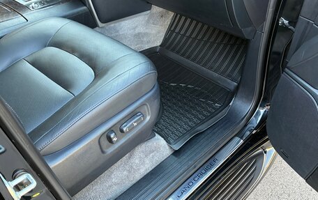 Toyota Land Cruiser 200, 2013 год, 4 400 000 рублей, 33 фотография
