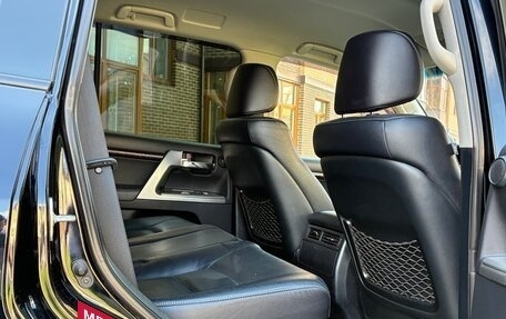 Toyota Land Cruiser 200, 2013 год, 4 400 000 рублей, 34 фотография