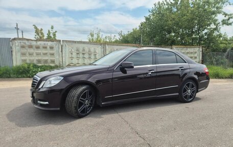 Mercedes-Benz E-Класс, 2012 год, 1 850 000 рублей, 4 фотография