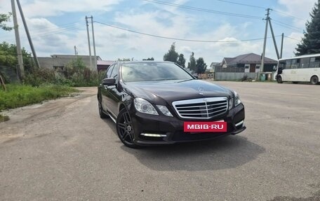 Mercedes-Benz E-Класс, 2012 год, 1 850 000 рублей, 5 фотография